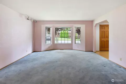 Living - 22427 6th Dr SE, Bothell, WA 98021 photo 6 of 9