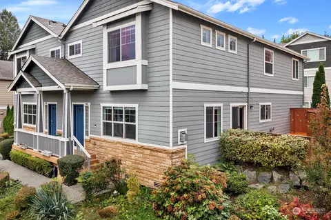 9543 Slater Ave NE, Kirkland, WA 98033