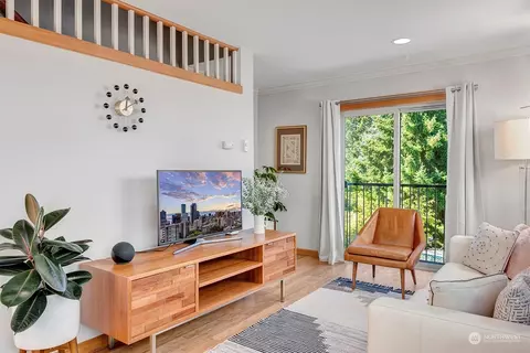 9427 35th Ave SW #A, Seattle, WA 98126