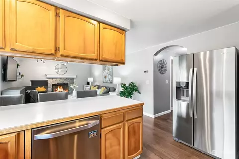 Kitchen - 5119 15th Ave W, Everett, WA 98203 photo 3 of 6