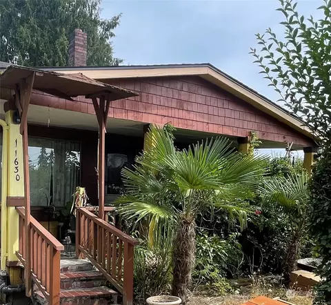 11630 14th Ave SW, Burien, WA 98146