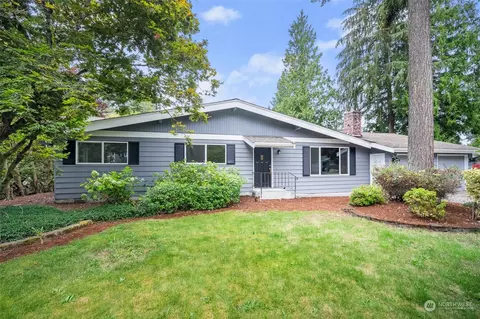 11220 38th Dr SE, Everett, WA 98208