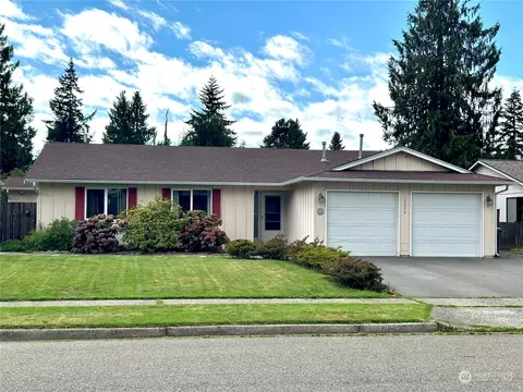 18226 41st Pl W, Lynnwood, WA 98037