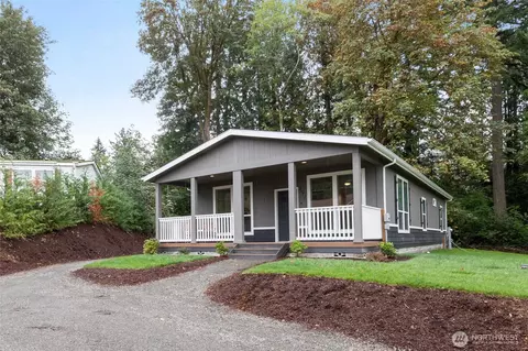 191 E Greenwood Ln, Shelton, WA 98584