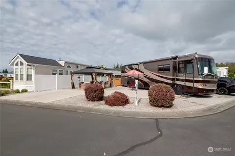 4751 Birch Bay Lynden Rd #293, Blaine, WA 98230
