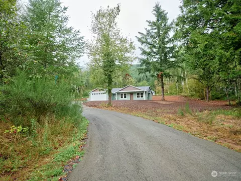 11244 Lewis River Rd, Ariel, WA 98603