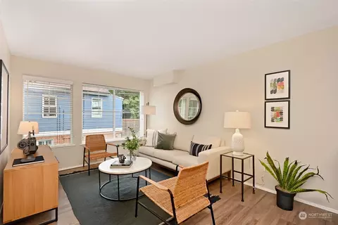 1126 14th Ave #E, Seattle, WA 98122 photo 5
