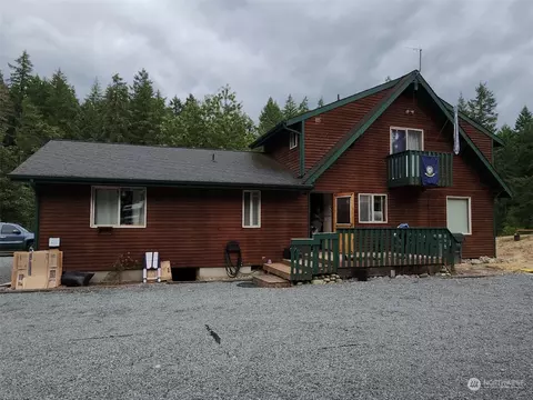 12710 401st St E, Eatonville, WA 98328