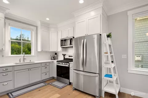 Kitchen - 54 Cedar Run Loop, Pacific Beach, WA 98571 photo 2 of 2