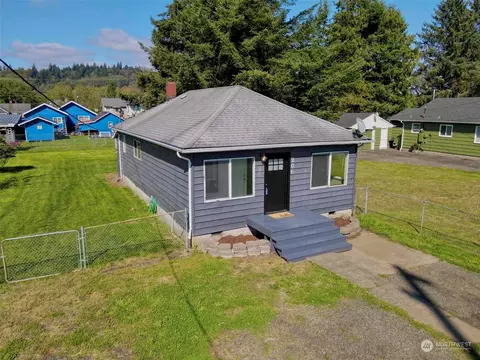 206 E Scott St, Aberdeen, WA 98520