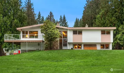 20524 SE 26th St, Sammamish, WA 98075