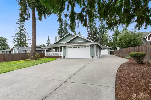 20411 70th St E, Bonney Lake, WA 98391