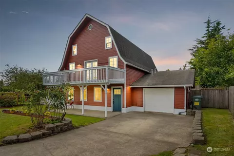 5845 Vista Dr, Ferndale, WA 98248