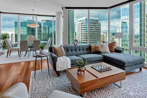 500 106th Ave NE # 2505, Bellevue, WA 98004