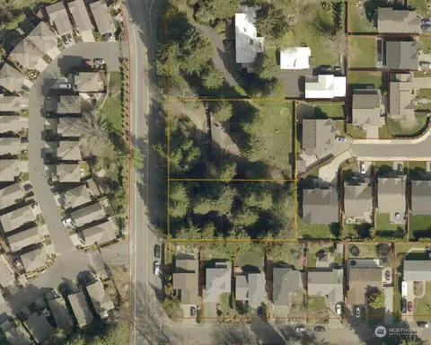 16220 Ambaum Blvd S, Burien, WA 98148