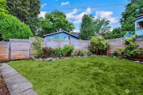 Exterior - 3105 E Spring St, Seattle, WA 98122 photo 5 of 5