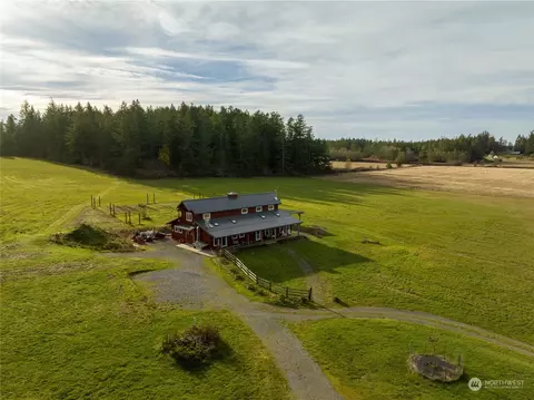 37 Fisherman Bay Rd, Lopez Island, WA 98261