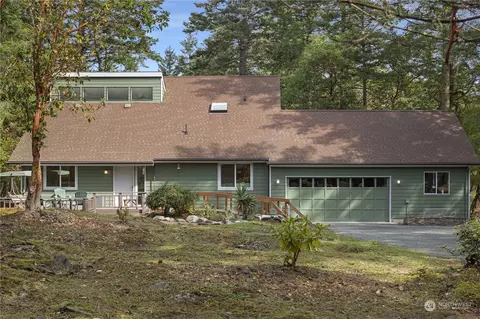 360 Island Dr, San Juan Island, WA 98250