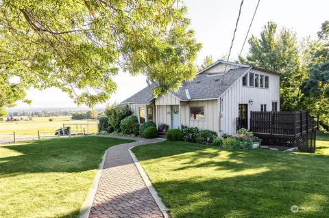 4990 Umptanum Rd, Ellensburg, WA 98926