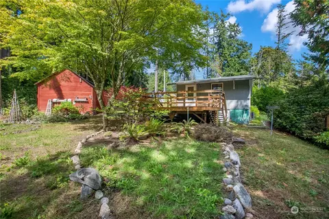 6501 NE Columbia St, Suquamish, WA 98392