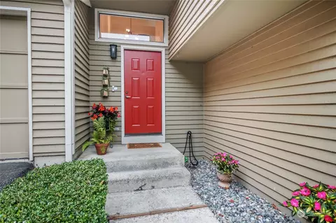 11404 102nd Ct NE #25, Kirkland, WA 98033