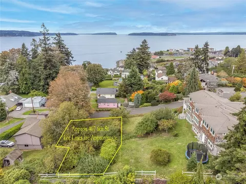 407 6th St, Mukilteo, WA 98275