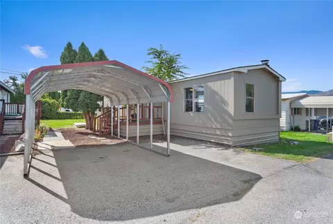 455 9th St NE #34, East Wenatchee, WA 98802