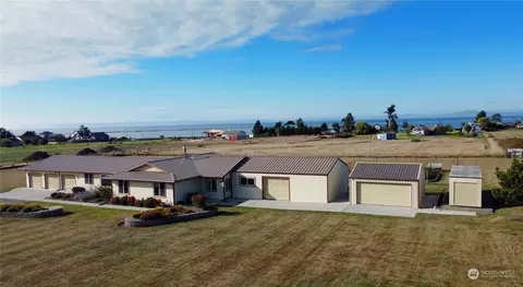123 E Anderson Rd, Sequim, WA 98382