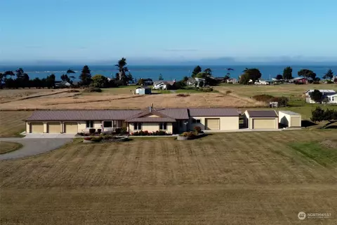 123 E Anderson Rd, Sequim, WA 98382 photo 2