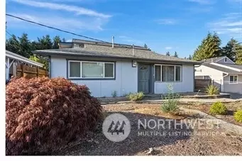 3306 NE 7th Pl, Renton, WA 98056
