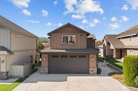 9426 Yakima Ln NW, Quincy, WA 98848