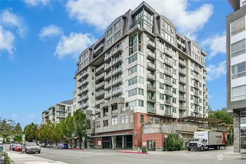 1100 106 Ave NE #202, Bellevue, WA 98004