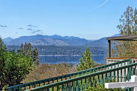 10 E Tacoma St, Union, WA 98592