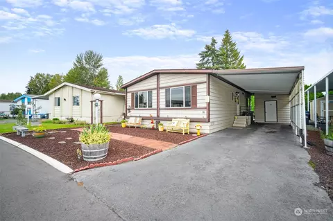 5900 64th St NE #76, Marysville, WA 98270