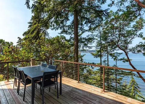 556 Beckett Point Rd, Port Townsend, WA 98368