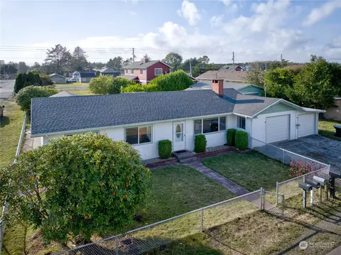1211 Idaho Ave S, Long Beach, WA 98631