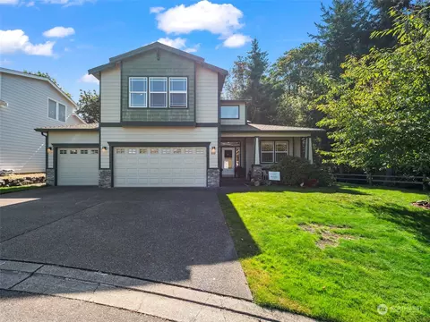 8218 N 9th St, Tacoma, WA 98406