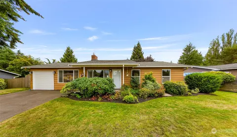 5516 172nd Pl SW, Lynnwood, WA 98037