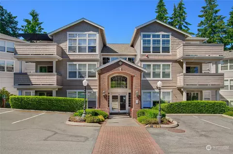 8500 Main St #F 208, Edmonds, WA 98026