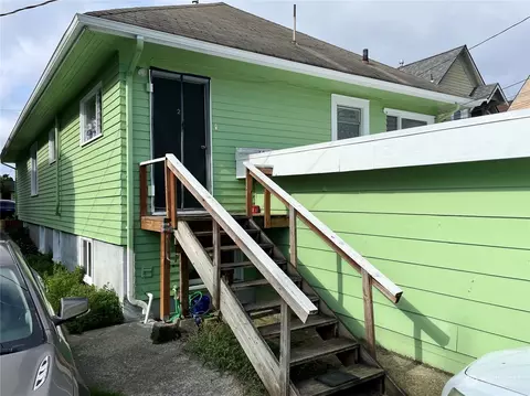 Exterior - 2017 Colby Ave, Everett, WA 98201 photo 4 of 5