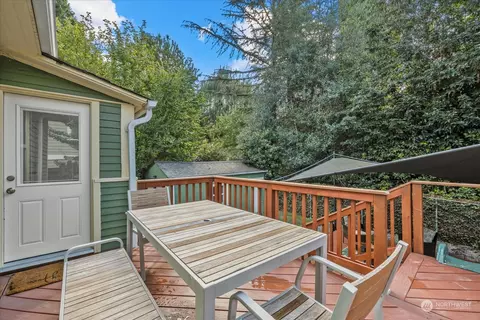 Exterior - 2811 E Harrison St, Seattle, WA 98112 photo 5 of 5