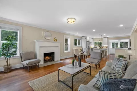 Living - 2811 E Harrison St, Seattle, WA 98112 photo 3 of 3
