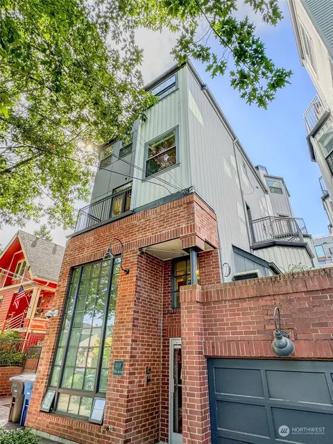 1137 25th Ave, Seattle, WA 98122