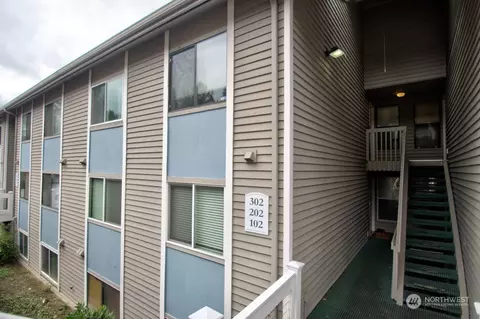 31507 106th Pl SE #S302, Auburn, WA 98092