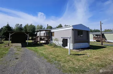 316 W 2nd St #4, Onalaska, WA 98570
