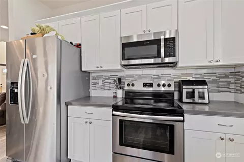 Kitchen - 3317 Rucker Ave #A, Everett, WA 98201 photo 3 of 5