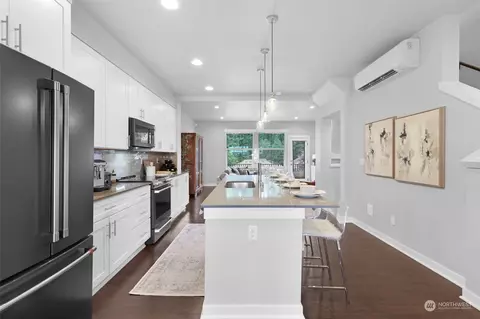 Kitchen - 1621 Seattle Hill Rd #T4, Bothell, WA 98012 photo 3 of 4
