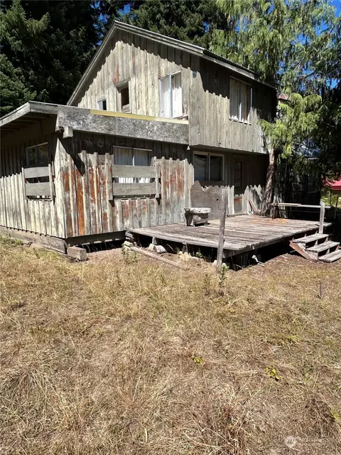 351 Goose Prairie Ln, Goose Prairie, WA 98937