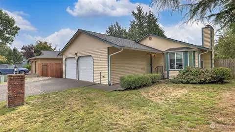 Exterior - 602 Wallace Ave, Enumclaw, WA 98022 photo 5 of 6