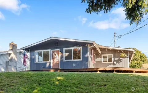 6313 S Sheridan Ave, Tacoma, WA 98408